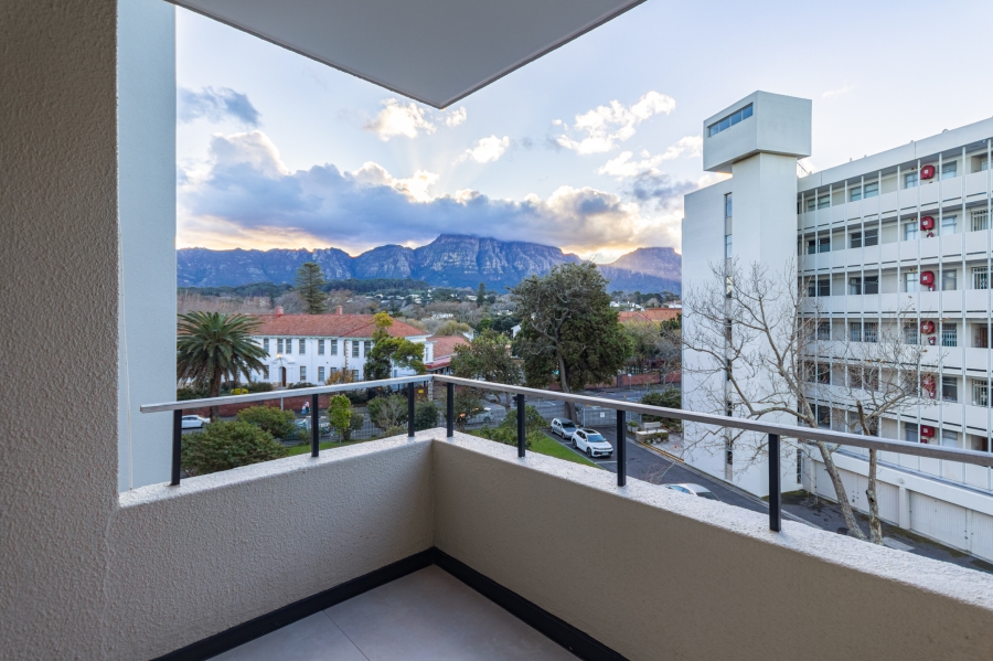 2 Bedroom Property for Sale in Wynberg Upper Western Cape